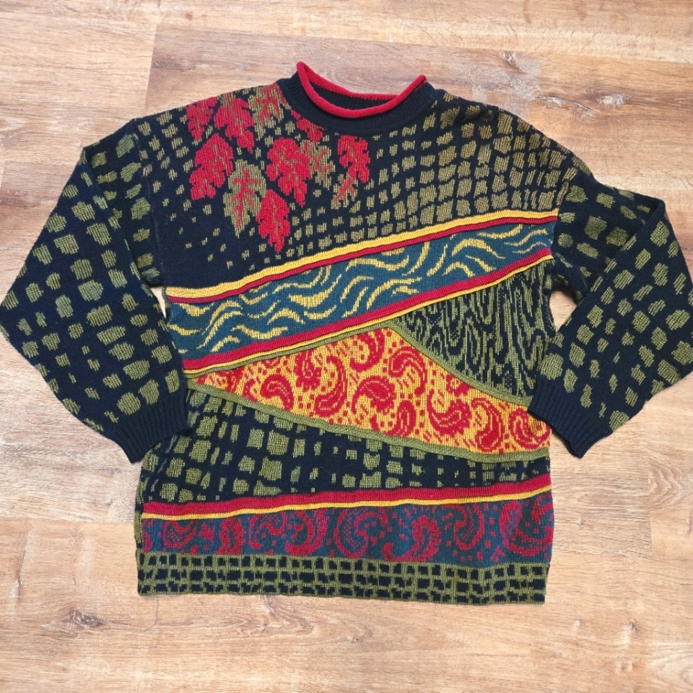 Vintage Vibrant Patterned Women's Sweater  Fall Leaves Colorful